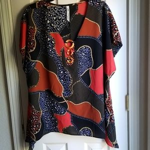 NWOT NY COLLECTION WOMAN ELEGANT PRINT BLOUSE